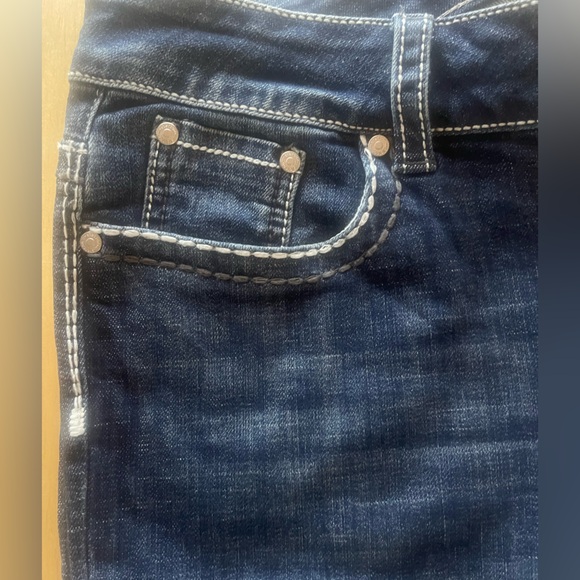 Stetson Women's Aztec Jeans, size 16R. Warn once. - Picture 4 of 9